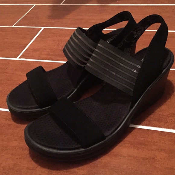 skechers memory foam womens slippers